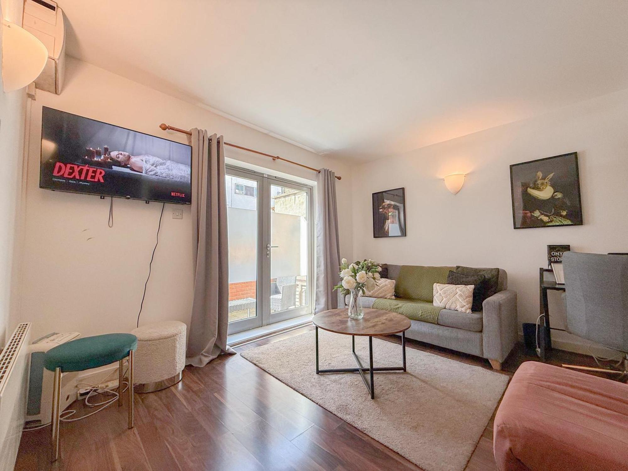 Apartamento Stunning 1-bedroom Flat In Canary Wharf Free Parking Near Museum *